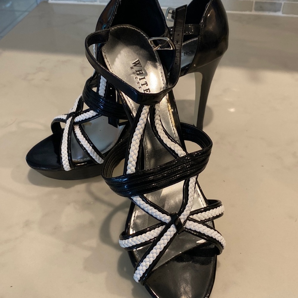 Black and White heels. White House/Black Market 4” heels. Slightly worn.